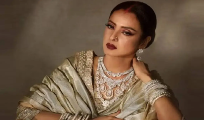 রেখার সিঁথিতে আজও সিঁদুর কেন? ৩৬ বছর পর ফাঁস হলো অমিতাভ বচ্চনকে ঘিরে সেই গোপন সত্য!