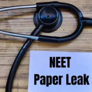১০ লাখে কেনা প্রশ্ন ১৫ লাখে বিক্রি! নিট-কাণ্ডে মন্দিরে পুজো দিতে গিয়ে পুলিশের জালে ‘মাস্টারমাইন্ড’ ১০ লাখে কেনা প্রশ্ন ১৫ লাখে বিক্রি! নিট-কাণ্ডে মন্দিরে পুজো দিতে গিয়ে পুলিশের জালে ‘মাস্টারমাইন্ড’