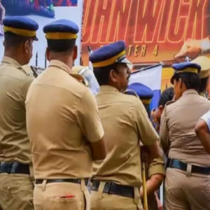 ছুটি নিয়ে আর ফিরলেন না অফিসে! কানপুর পুলিশে ব্যাপক ধরপাকড়, চাকরি হারালেন দুই সাব-ইন্সপেক্টরসহ ১৪ জন ছুটি নিয়ে আর ফিরলেন না অফিসে! কানপুর পুলিশে ব্যাপক ধরপাকড়, চাকরি হারালেন দুই সাব-ইন্সপেক্টরসহ ১৪ জন