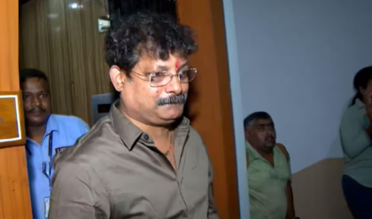 পদত্যাগের পরই বিস্ফোরক সুশান্ত ঘোষ! মমতা-ঘনিষ্ঠ নেতা ফাঁস করলেন তৃণমূলের অন্দরের ‘গোপন’ কথা পদত্যাগের পরই বিস্ফোরক সুশান্ত ঘোষ! মমতা-ঘনিষ্ঠ নেতা ফাঁস করলেন তৃণমূলের অন্দরের ‘গোপন’ কথা