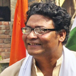 সরকারি অনুষ্ঠানে গান গাইতে গেলে কাটমানি দিতে হয়? ইন্দ্রনীল সেনকে নিয়ে ঋদ্ধির নিশানায় সরগরম রাজ্য