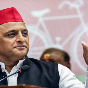 “নির্বাচনী পর্যটন বন্ধ করুন!” যোগী-কেজিএমইউ ইস্যুতে অখিলেশের তোপ, তোলপাড় উত্তরপ্রদেশ