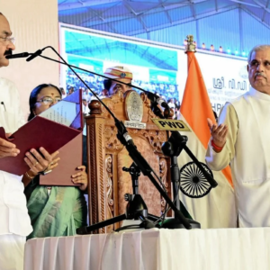 বিধানসভায় ‘বন্দে মাতরম’ বিতর্ক! রাজ্যপালের সঙ্গে সরাসরি সংঘাতে কেরল সরকার