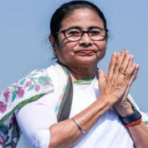 যাকে মুখ্যমন্ত্রী বাছলেন তার পকেটে ঢুকবে কত? মমতার উত্তরসূরি না কি তামিলনাড়ুর নতুন নেতা—বেতনের দৌড়ে কে এগিয়ে? যাকে মুখ্যমন্ত্রী বাছলেন তার পকেটে ঢুকবে কত? মমতার উত্তরসূরি না কি তামিলনাড়ুর নতুন নেতা—বেতনের দৌড়ে কে এগিয়ে?