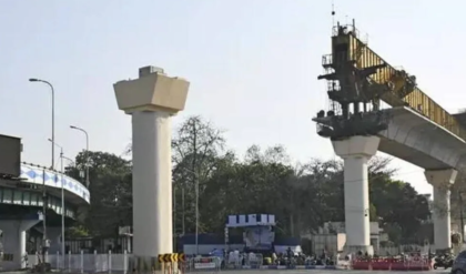 ১৮ মাসের অপেক্ষার অবসান! চিংড়িঘাটায় মেট্রোর গার্ডার বসতেই খুলল জট, কবে থেকে ছুটবে ট্রেন? ১৮ মাসের অপেক্ষার অবসান! চিংড়িঘাটায় মেট্রোর গার্ডার বসতেই খুলল জট, কবে থেকে ছুটবে ট্রেন?