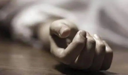 চোখের সামনেই শেষ! কলকাতায় ল্যাম্পপোস্ট ভেঙে ৬ বছরের শিশুর মৃত্যু, দুর্গাপুরে দামোদরে তলিয়ে ছাত্র চোখের সামনেই শেষ! কলকাতায় ল্যাম্পপোস্ট ভেঙে ৬ বছরের শিশুর মৃত্যু, দুর্গাপুরে দামোদরে তলিয়ে ছাত্র