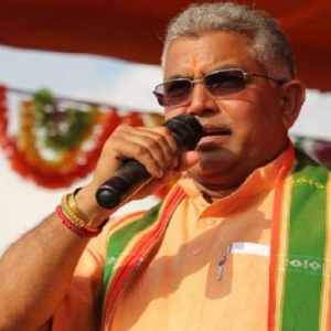 রাস্তায় নমাজ রুখতেই রণক্ষেত্র রাজাবাজার! পুলিশের ওপর নৃশংস হামলার নেপথ্যে কারা? বিস্ফোরক দিলীপ ঘোষ!