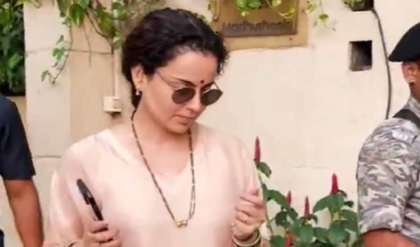 বিয়ের পিঁড়িতে কঙ্গনা? নেটপাড়ায় তোলপাড় ফেলে দেওয়া ভিডিওর সত্যতা জানাল সূত্র বিয়ের পিঁড়িতে কঙ্গনা? নেটপাড়ায় তোলপাড় ফেলে দেওয়া ভিডিওর সত্যতা জানাল সূত্র