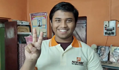 বাবার অভাব বুঝতেই দেয়নি মা, ৮৪ দিনের লড়াইয়ে মাধ্যমিকের মুকুট জয় উত্তর দিনাজপুরের অভিরূপের!