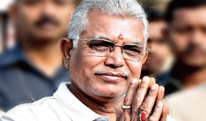 ‘এগিয়ে বাংলা নয়, লক্ষ্য এবার ভারতের শীর্ষ!’ ক্যাবিনেট বৈঠকের আগে বোমা ফাটালেন দিলীপ ঘোষ