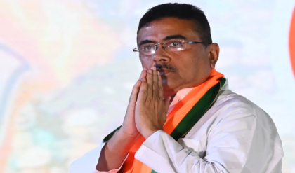 নবান্নে প্রথম ক্যাবিনেট বৈঠক, শমীক ভট্টাচার্যের বাড়ি হয়ে সোজা কুর্সিতে মুখ্যমন্ত্রী শুভেন্দু! নবান্নে প্রথম ক্যাবিনেট বৈঠক, শমীক ভট্টাচার্যের বাড়ি হয়ে সোজা কুর্সিতে মুখ্যমন্ত্রী শুভেন্দু!