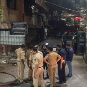 চলন্ত ট্রেন ঘিরে ফেলল ATS! পুনের হাসপাতালে জীবন্ত বোমা রেখে পালাচ্ছিল কে এই শিবাজি রাঠোড়?