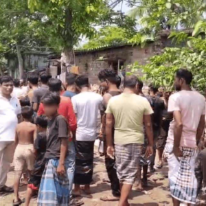 শাহজাহান-সাম্রাজ্যের পতন! ১০ বছরের ‘নরকযন্ত্রণা’ কাটিয়ে নিজের ভিটেয় ২০০ পরিবার