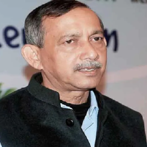 ’স্বপ্নার জীবন নষ্ট করেছেন গৌতম’, বিস্ফোরক কাউন্সিলর দিলীপ! দল ছাড়ার হিড়িকে উত্তরবঙ্গে কি অস্তিত্ব সংকটে তৃণমূল?