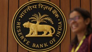 RBI-তে চাকরির সুযোগ! প্রতি মাসে বেতন ১.৫ লক্ষ টাকা, কীভাবে আবেদন করবেন?