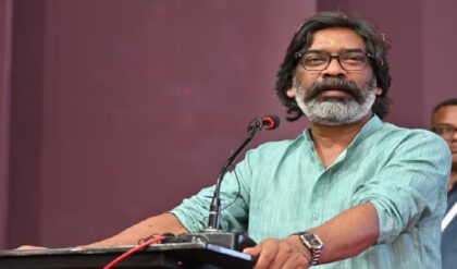 জোটের ফাটল রুখলেন হেমন্ত! রাজ্যসভা উপনির্বাচনে জেএমএম-এর কৌশলী চালে বড় জয় ইন্ডিয়া জোটের? জোটের ফাটল রুখলেন হেমন্ত! রাজ্যসভা উপনির্বাচনে জেএমএম-এর কৌশলী চালে বড় জয় ইন্ডিয়া জোটের?