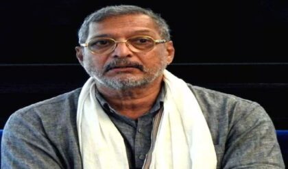 নানা পাটেকরকে পাল্টা চড় মধু শাহের! ১৯৯৭ সালের সেই বিতর্কিত ঘটনার কথা প্রকাশ্যে নানা পাটেকরকে পাল্টা চড় মধু শাহের! ১৯৯৭ সালের সেই বিতর্কিত ঘটনার কথা প্রকাশ্যে