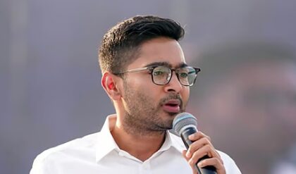 TMC-র অন্দরে ‘বিদ্রোহ’ সামলাতে আসরে অভিষেক, ৮ জুনের বৈঠক ঘিরে বড় ইঙ্গিত