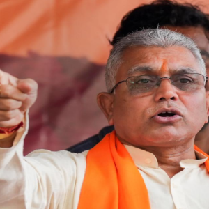 . পঞ্চায়েতে দুর্নীতির দিন শেষ! ৩ বছরের বেশি এক জায়গায় থাকা কর্মীদের গণবদলি, কড়া নির্দেশ মন্ত্রীর
