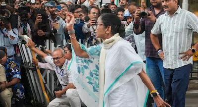 শিবসেনা বনাম তৃণমূল, দল ভাঙার কৌশলে মিল কোথায়, অমিল কোথায়?
