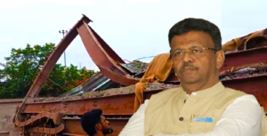 মৃত্যুমিছিল ১৭-এ! তারাতলা গুদাম ধসে প্রাক্তন মেয়র ফিরহাদ হাকিমের নাম জড়াতেই উত্তাল শহর
