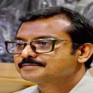 মহিলাকে একা ডেকে ৮০ লক্ষ টাকার দাবি! স্বরূপ বিশ্বাসের বিরুদ্ধে ফাঁস আরও এক ‘কীর্তি’ মহিলাকে একা ডেকে ৮০ লক্ষ টাকার দাবি! স্বরূপ বিশ্বাসের বিরুদ্ধে ফাঁস আরও এক ‘কীর্তি’