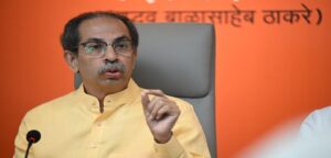 ‘যেতে চাইলে যাও, কিন্তু…’: দল ভাঙার জল্পনার মাঝেই সাংসদদের কড়া বার্তা দিলেন উদ্ধব ঠাকরে