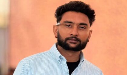 ভোরবেলা স্কুটার থামিয়ে গলা কেটে খুন! পাঞ্জাবের মানসায় হিসাবরক্ষককে নৃশংস হত্যায় তীব্র উত্তেজনা ভোরবেলা স্কুটার থামিয়ে গলা কেটে খুন! পাঞ্জাবের মানসায় হিসাবরক্ষককে নৃশংস হত্যায় তীব্র উত্তেজনা