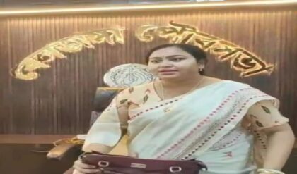 ‘চেয়ার আঁকড়ে থাকতে চাই না!’ পদত্যাগ বেলডাঙা পৌরসভার চেয়ারম্যানের, মুর্শিদাবাদে বড় রাজনৈতিক ওলটপালট