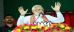 ‘ইতিহাসকে ধামাচাপা দিতে তোষণের খেলা চলেছে’, তারকেশ্বরের মঞ্চ থেকে কড়া আক্রমণ মোদীর