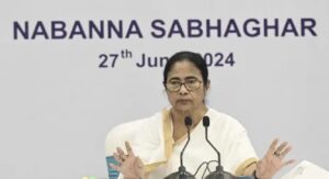 ‘গদ্দার’দের চরম হুঁশিয়ারি! ভোট লুঠ থেকে দল ভাঙানো নিয়ে বিজেপিকে তোপ মমতার