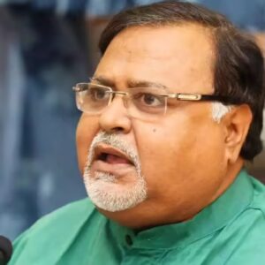 বিধানসভার অন্দরে পুলিশের কেন? জাল সই কাণ্ডে SIT গঠন হতেই বিস্ফোরক পার্থ চ্যাটার্জি! বিধানসভার অন্দরে পুলিশের কেন? জাল সই কাণ্ডে SIT গঠন হতেই বিস্ফোরক পার্থ চ্যাটার্জি!
