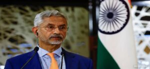 ‘সন্ত্রাসবাদের উৎস কোথায় বিশ্ব জানে!’ পাকিস্তানি সাংবাদিককে কড়া ধমক বিদেশমন্ত্রী এস. জয়শঙ্করের
