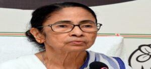 দল ভাঙার মিছিলে ইতি টানতে রাস্তায় মমতা! অস্তিত্ব রক্ষার লড়াইয়ে কোণঠাসা প্রাক্তন মুখ্যমন্ত্রী?