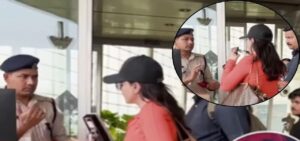 নিরাপত্তার কাছে হার মানলেন প্রীতি জিনতা! বিমানবন্দরে চশমা খুলতেই যা ঘটল…