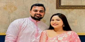 হানিমুনে মারধর, বারান্দা থেকে ফেলে দেওয়ার চেষ্টা! স্বামী প্রবাহের বিরুদ্ধে বিস্ফোরক অভিযোগ গায়িকা দেবলীনার
