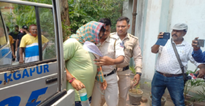 সরকারি ত্রিপল মজুত করে বিপাকে তৃণমূল কাউন্সিলর তরুণ চক্রবর্তী! আসানসোলে গ্রেফতারিতে শোরগোল