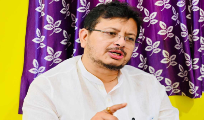 ‘তৃণমূল ভেঙে চুরমার’! বিধায়কদের নিয়ে স্পিকারের কাছে ঋতব্রত, মমতা-ঘনিষ্ঠ মন্ত্রীর বিস্ফোরক ইঙ্গিত ‘তৃণমূল ভেঙে চুরমার’! বিধায়কদের নিয়ে স্পিকারের কাছে ঋতব্রত, মমতা-ঘনিষ্ঠ মন্ত্রীর বিস্ফোরক ইঙ্গিত
