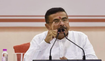 ‘ইন্দ্রনীল সেনের সিন্ডিকেটই সর্বনাশ করেছে!’ বিজেপি দফতরে মুখ্যমন্ত্রীর জনতার দরবারে শিল্পীদের হাহাকার