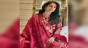 জীবনের রহস্য ফাঁস করলেন জুহি চাওলা! ২০ বছরের শরীরচর্চার গোপন মন্ত্র কী?