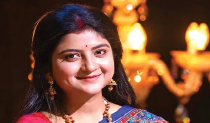 তালা ভেঙে অদিতি মুন্সির অফিসে হানা তরুণজ্যোতির! উদ্ধার শাড়ি-ছাতা ও ভোটের গোপন নথি তালা ভেঙে অদিতি মুন্সির অফিসে হানা তরুণজ্যোতির! উদ্ধার শাড়ি-ছাতা ও ভোটের গোপন নথি