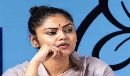 তৃণমূলে চরম অস্বস্তি! সায়নী ঘোষ কোথায়? যুব সভানেত্রীর ‘নিখোঁজ’ রহস্যে তোলপাড় রাজনীতি তৃণমূলে চরম অস্বস্তি! সায়নী ঘোষ কোথায়? যুব সভানেত্রীর ‘নিখোঁজ’ রহস্যে তোলপাড় রাজনীতি