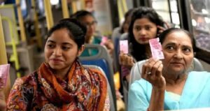 “মহিলাদের ফ্রি বাসযাত্রা”-পথে বসার জোগাড় বেসরকারি বাস মালিকদের! বড় দাবি সংগঠনের