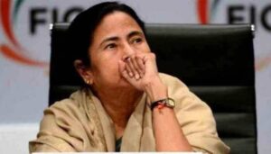 দিল্লিতেও বড় ধাক্কা তৃণমূলের! পার্থ ভৌমিকের বাড়ি থেকে সরল মমতা-অভিষেকের পোস্টার