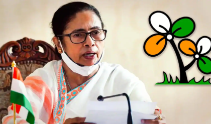 একের পর এক ধাক্কা! ডিএমকে-আপের পর কি এবার ভাঙনের মুখে তৃণমূল? দিল্লিতে জরুরি তলব একের পর এক ধাক্কা! ডিএমকে-আপের পর কি এবার ভাঙনের মুখে তৃণমূল? দিল্লিতে জরুরি তলব