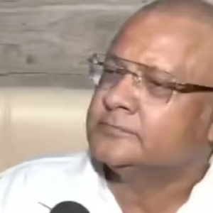 মমতার শিবিরে বড় ভাঙন! অভিষেক বন্দ্যোপাধ্যায়ের বিরুদ্ধে তোপ দেগে তৃণমূল ছাড়লেন সংখ্যালঘু সেলের সম্পাদক মমতার শিবিরে বড় ভাঙন! অভিষেক বন্দ্যোপাধ্যায়ের বিরুদ্ধে তোপ দেগে তৃণমূল ছাড়লেন সংখ্যালঘু সেলের সম্পাদক