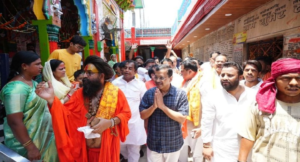 অযোধ্যায় পৌঁছে রাম মন্দিরের ‘চাঁদা চুরি’ নিয়ে বিস্ফোরক অরবিন্দ কেজরিওয়াল!