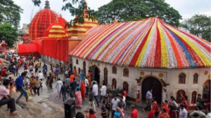 অম্বুবাচী মেলায় কামাখ্যায় ঢল, পুণ্যার্থীদের জন্য বিশাল খাদ্য বিতরণ ও বিশেষ ট্রেন চালালো রেল!