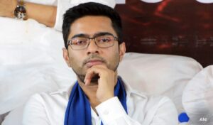 “নিয়োগ দুর্নীতি থেকে হুমকি মামলা”—একের পর এক আইনি চাপে অভিষেক, তল্লাশিতে তুঙ্গে জল্পনা