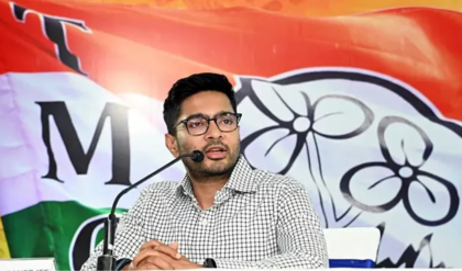 কোথায় গা ঢাকা দিলেন সুমিত রায়? অভিষেকের ঘনিষ্ঠের খোঁজে মরিয়া পুলিশ, কি এমন দুর্নীতি? কোথায় গা ঢাকা দিলেন সুমিত রায়? অভিষেকের ঘনিষ্ঠের খোঁজে মরিয়া পুলিশ, কি এমন দুর্নীতি?